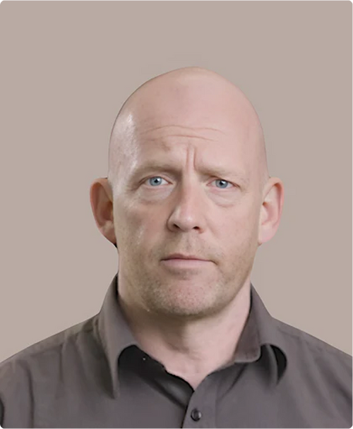 Dr. Martin Lindley