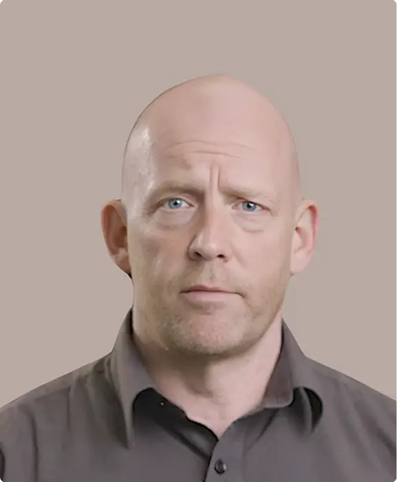 Dr. Martin Lindley